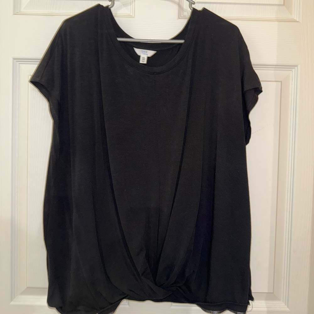 Time and Tru Twist Top